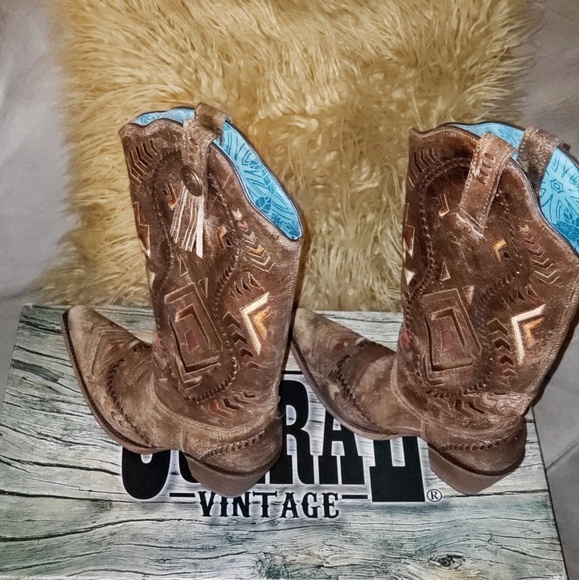 Corral Shoes - Ladies sz 8.5 boots